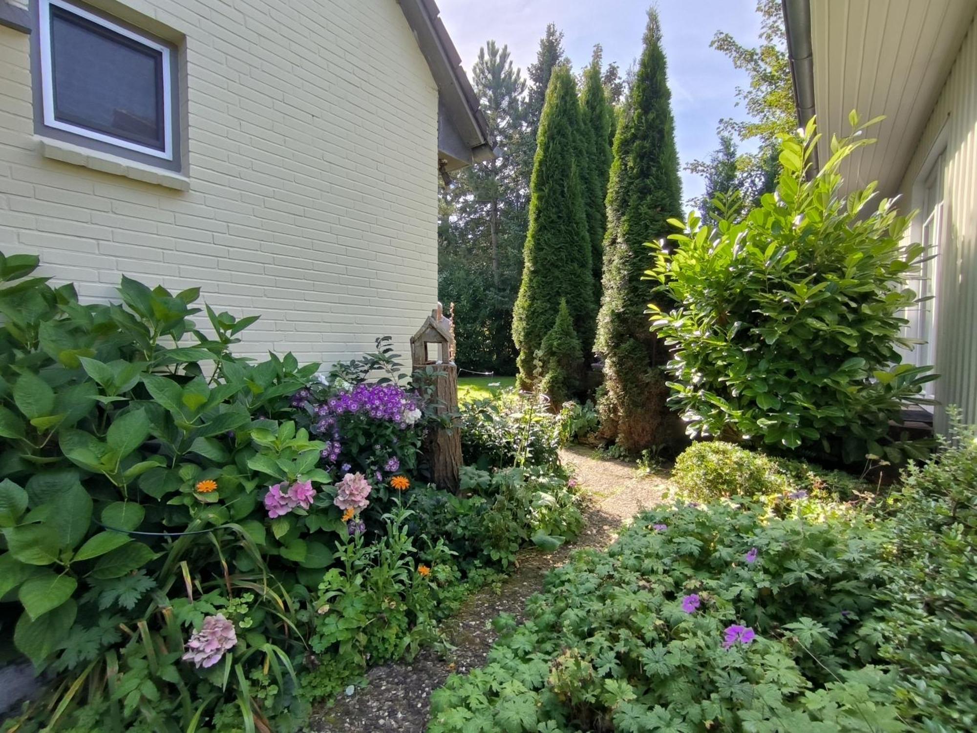 Ferienhaus Inger - Stilvolles Und Modernes Ferienhaus Mit Terrasse Und Gartennutzung Tarp Exteriör bild